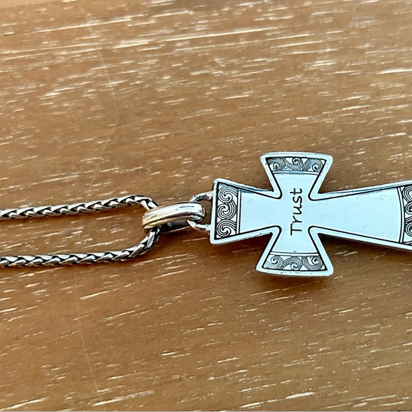 **RARE**Authentic Brighton Crystal Voyage Cross Necklace - Picture 4 of 7